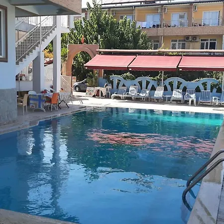 Hotel apartamentowy Gunisigi Apart Side